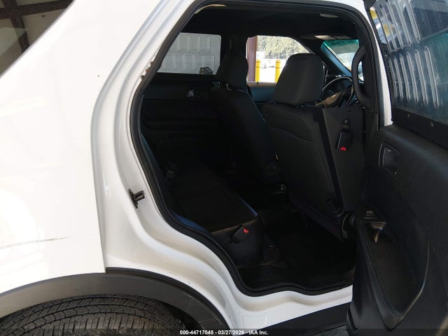 1FM5K8AR3HGC57857 Ford Utility Police Interceptor
