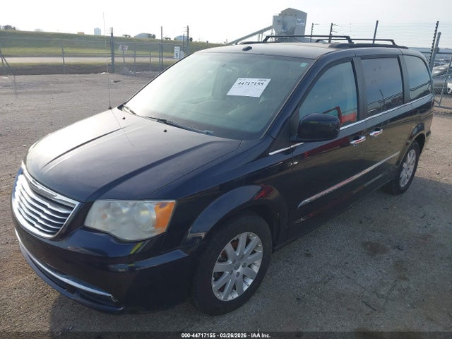 44717155 :رقم المزاد ، 2A4RR8DG4BR619299 vin ، 2011 Chrysler Town & Country Touring-l مزاد بيع