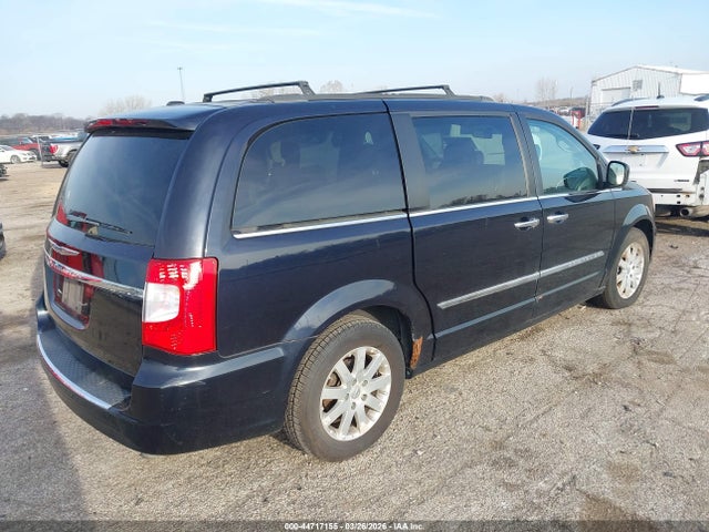 44717155 :رقم المزاد ، 2A4RR8DG4BR619299 vin ، 2011 Chrysler Town & Country Touring-l مزاد بيع