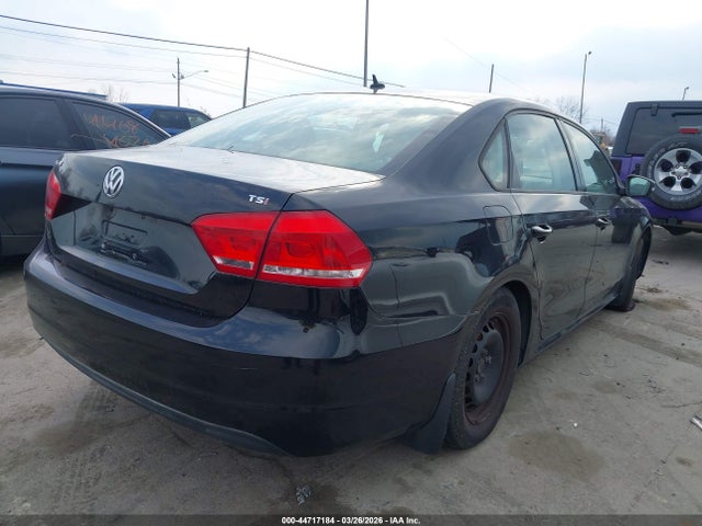 Продаж на аукціоні авто 2014 Volkswagen Passat 1.8t S, vin: 1VWAT7A34EC064977, номер лоту: 44717184