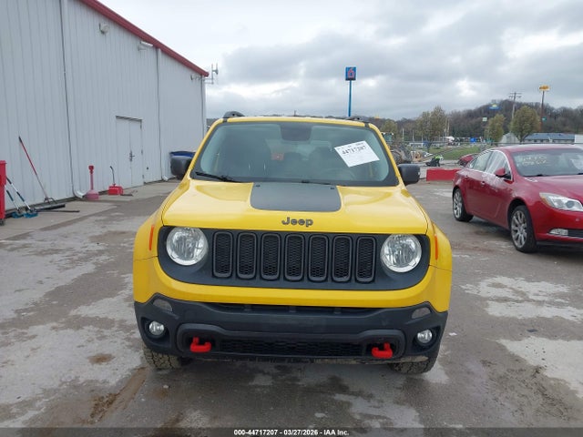 2015 Jeep Renegade Trailhawk მანქანა იყიდება აუქციონზე, vin: ZACCJBCTXFPC25945, აუქციონის ნომერი: 44717207