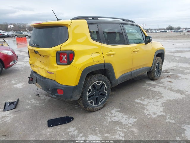 2015 Jeep Renegade Trailhawk მანქანა იყიდება აუქციონზე, vin: ZACCJBCTXFPC25945, აუქციონის ნომერი: 44717207