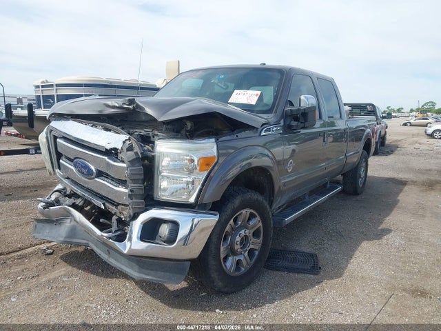 44717218 :رقم المزاد ، 1FT8W3BT4DEB61776 vin ، 2013 Ford F-350 Lariat مزاد بيع