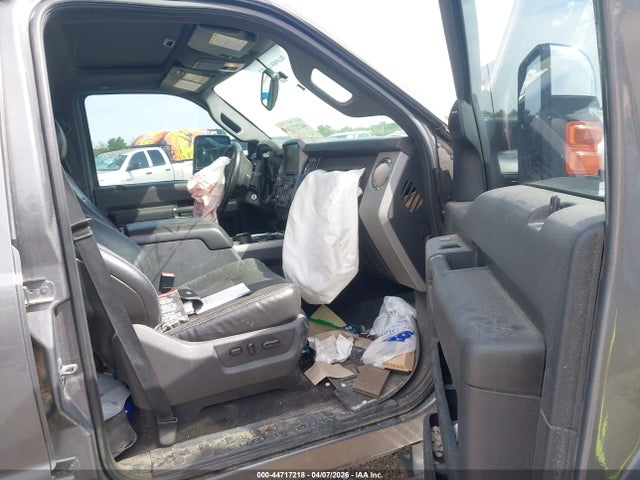 44717218 :رقم المزاد ، 1FT8W3BT4DEB61776 vin ، 2013 Ford F-350 Lariat مزاد بيع