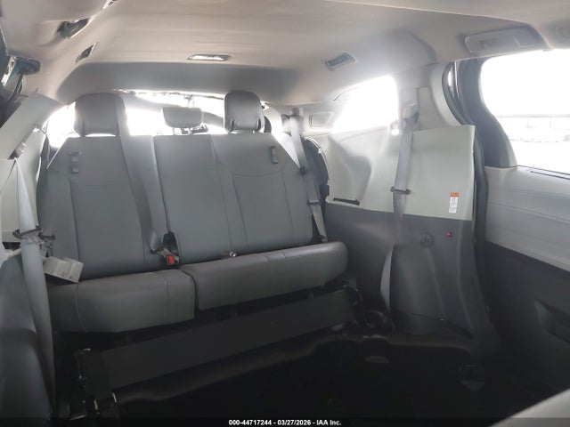 44717244 :رقم المزاد ، 5TDJRKEC0RS206602 vin ، 2024 Toyota Sienna Xle مزاد بيع