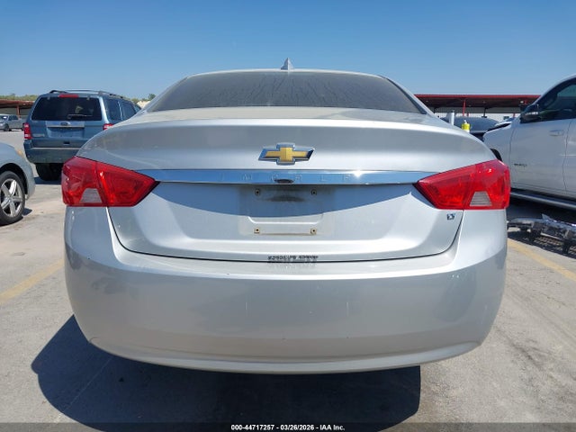 Chevrolet IMPALA 1LT 2017 2G1105SA2H9113949 Image 16