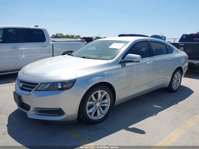 Chevrolet IMPALA 1LT 2017 2G1105SA2H9113949 Image 2
