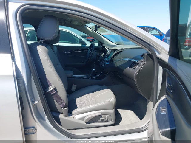Chevrolet IMPALA 1LT 2017 2G1105SA2H9113949 Image 5