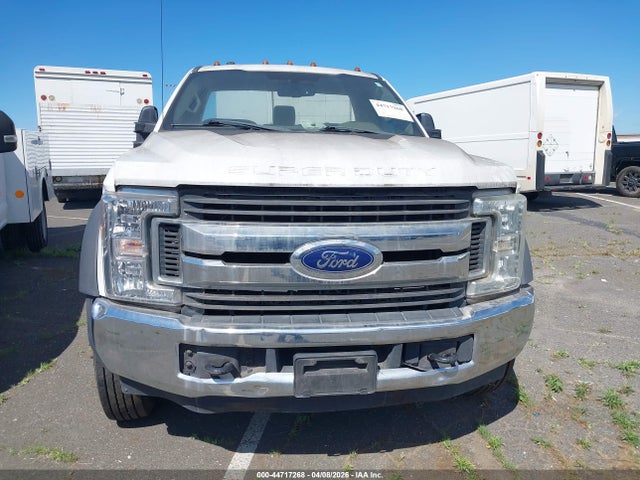 1FDUF5GT8HEC03063 Ford F-550 Chassis Xlt
