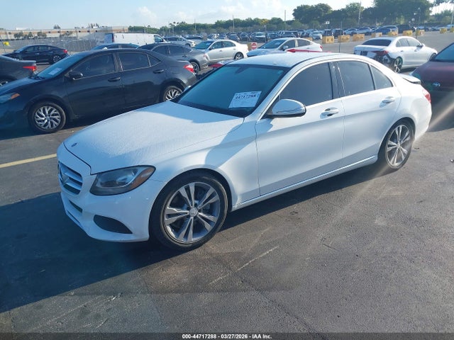 2015 MERCEDES-BENZ C 300 55SWF4JB1FU071572 Photo 1