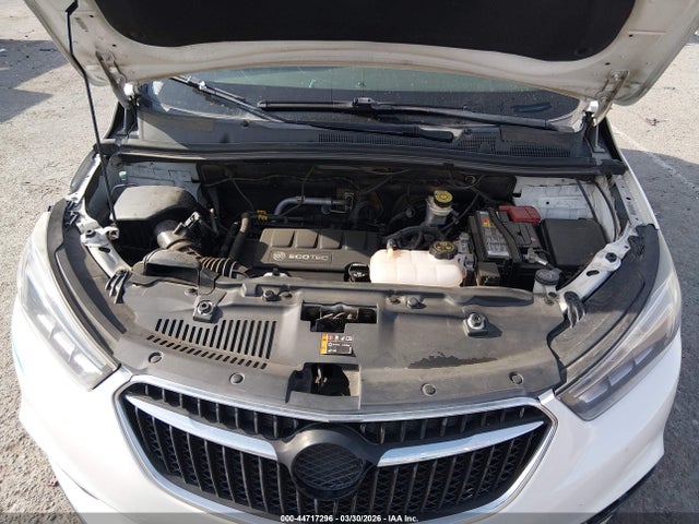 44717296 :رقم المزاد ، KL4CJCSB9JB631243 vin ، 2018 Buick Encore Essence مزاد بيع