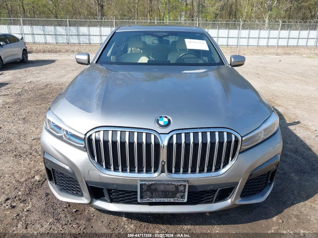 44717358 :رقم المزاد ، WBA7U2C08LGJ59528 vin ، 2020 Bmw 750i Xdrive مزاد بيع