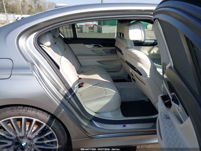 44717358 :رقم المزاد ، WBA7U2C08LGJ59528 vin ، 2020 Bmw 750i Xdrive مزاد بيع
