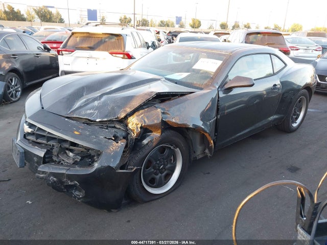 44717391 :رقم المزاد ، 2G1FA1E3XD9244758 vin ، 2013 Chevrolet Camaro 2ls مزاد بيع