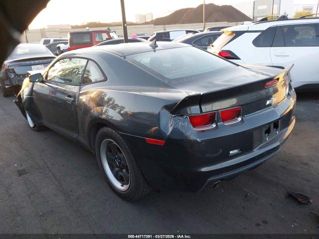 44717391 :رقم المزاد ، 2G1FA1E3XD9244758 vin ، 2013 Chevrolet Camaro 2ls مزاد بيع
