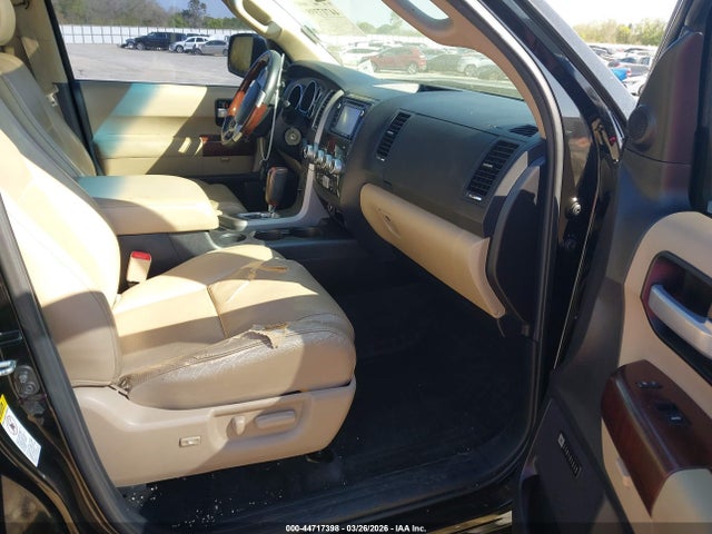 44717398 :رقم المزاد ، 5TDYY5G16FS058286 vin ، 2015 Toyota Sequoia Platinum 5.7l V8 مزاد بيع
