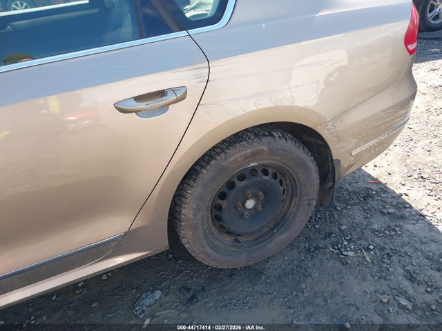 44717414 :رقم المزاد ، 1VWBV7A3XFC061002 vin ، 2015 Volkswagen Passat 2.0l Tdi Se مزاد بيع