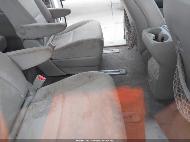 Продажа на аукционе авто 2015 Kia Sedona L, vin: KNDMA5C12F6029408, номер лота: 44717431