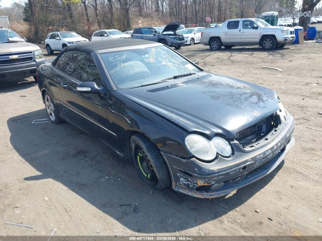2005 MERCEDES-BENZ CLK 500 WDBTK75J85F127051