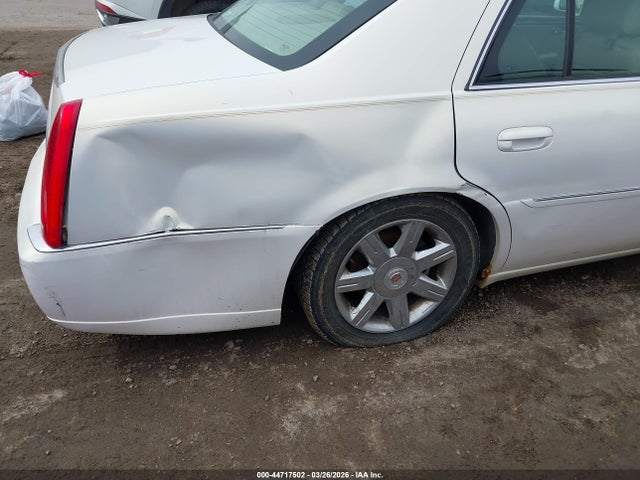 2006 Cadillac Dts Standard მანქანა იყიდება აუქციონზე, vin: 1G6KD57Y86U117058, აუქციონის ნომერი: 44717502