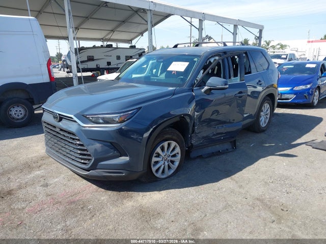 Toyota Grand Highlander Xle 2024 5TDAAAA59RS015950 Image 2