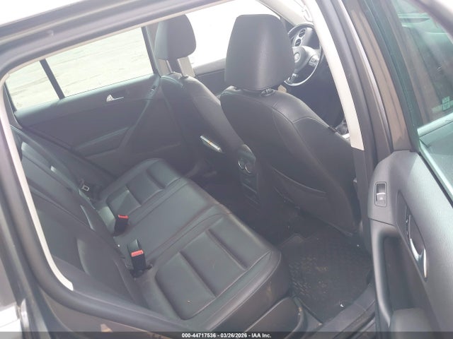 2016 VOLKSWAGEN TIGUAN WVGBV7AX2GW520119 Photo 7