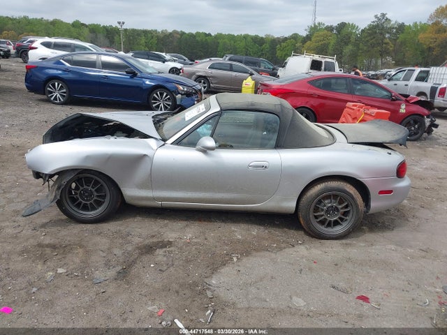 Продаж на аукціоні авто 2002 Mazda Mx-5 Miata Cloth/ls/se, vin: JM1NB353720222090, номер лоту: 44717548