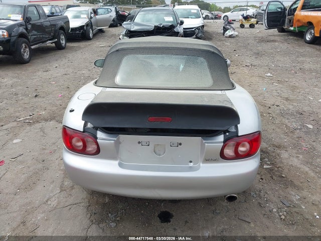 Продаж на аукціоні авто 2002 Mazda Mx-5 Miata Cloth/ls/se, vin: JM1NB353720222090, номер лоту: 44717548