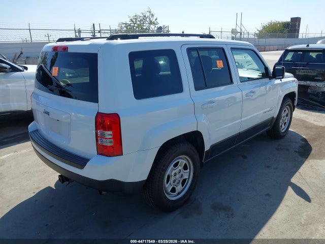 1C4NJPBA1HD162127 Jeep Patriot Sport Fwd