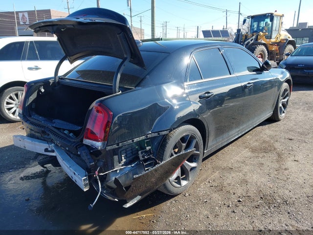 2021 Chrysler 300 300s მანქანა იყიდება აუქციონზე, vin: 2C3CCABT5MH680002, აუქციონის ნომერი: 44717552
