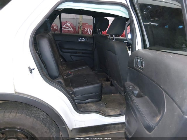 Ford Utility Police Interceptor 2016 1FM5K8AR3GGA47242 Image 8