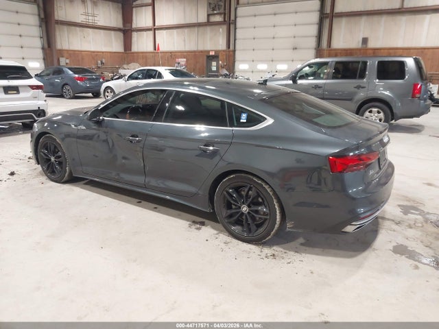 2021 AUDI A5 SPORTBACK WAUABCF58MA037913 Photo 2