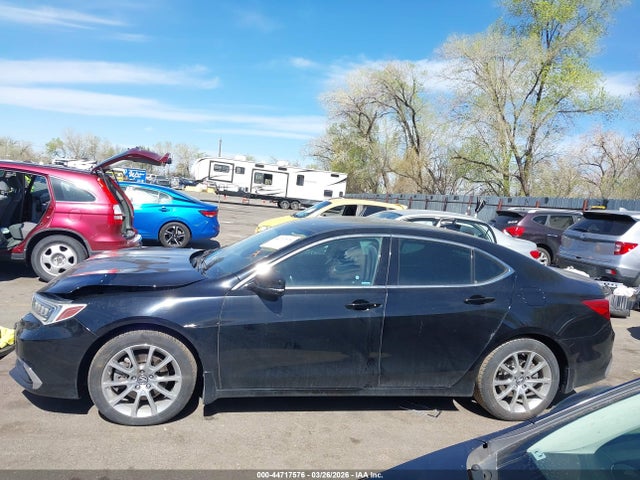 Продаж на аукціоні авто 2018 Acura Tlx, vin: 19UUB2F31JA001132, номер лоту: 44717576