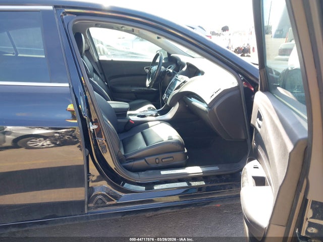 Продаж на аукціоні авто 2018 Acura Tlx, vin: 19UUB2F31JA001132, номер лоту: 44717576