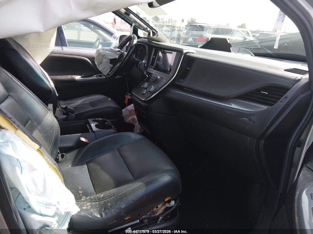 Toyota Sienna Se 8 Passenger 2015 5TDXK3DC4FS571401 Image 5