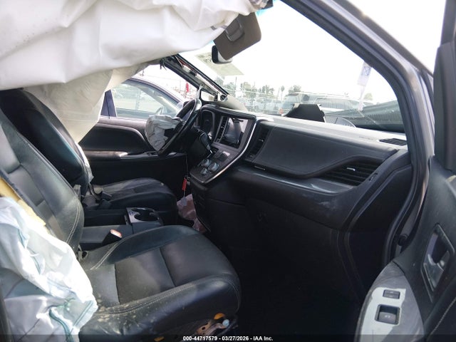 Toyota Sienna Se 8 Passenger 2015 5TDXK3DC4FS571401 Image 8