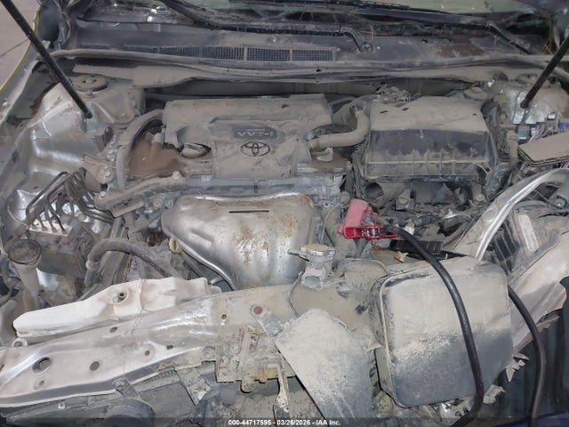 44717595 :رقم المزاد ، 4T1BF1FK8FU497978 vin ، 2015 Toyota Camry Se مزاد بيع