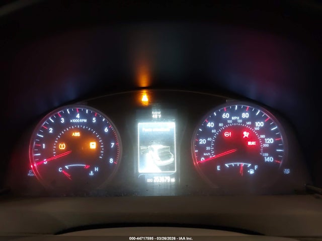 44717595 :رقم المزاد ، 4T1BF1FK8FU497978 vin ، 2015 Toyota Camry Se مزاد بيع