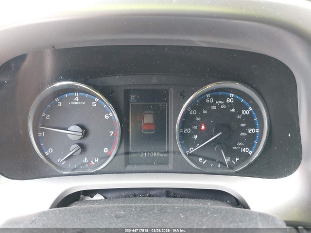 Продажа на аукционе авто 2016 Toyota Rav4 Xle, vin: JTMWFREVXGD092058, номер лота: 44717615