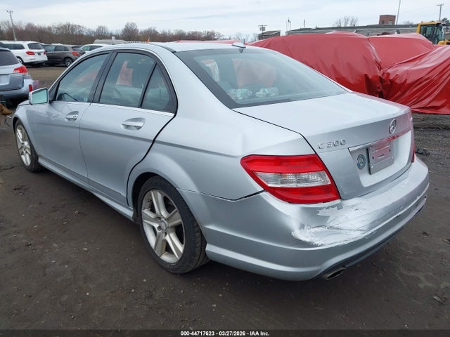 44717623 :رقم المزاد ، WDDGF8BB6AR131544 vin ، 2010 Mercedes-benz C 300 Sport 4matic مزاد بيع