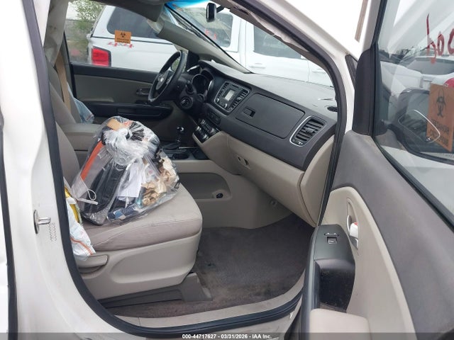 KNDMA5C12G6123886 KIA Sedona L