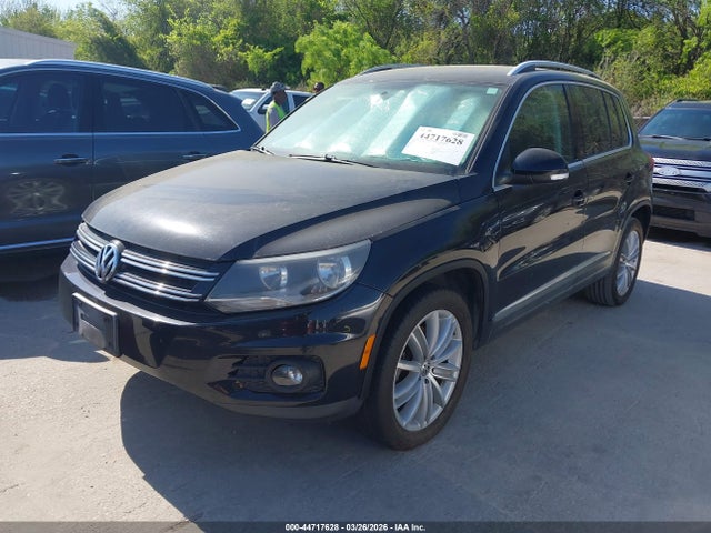 2012 VOLKSWAGEN TIGUAN WVGAV7AX1CW589759 Photo 1