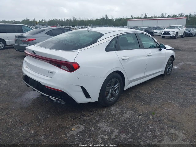 44717653 :رقم المزاد ، 5XXG14J23MG021352 vin ، 2021 Kia K5 Lxs مزاد بيع