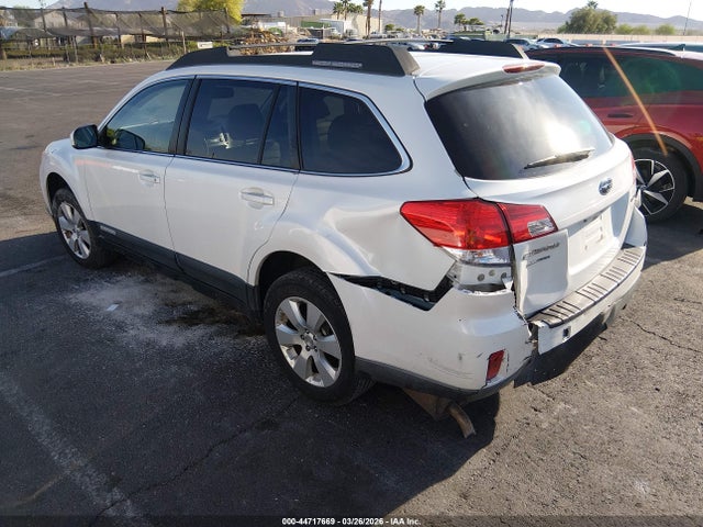 44717669 :رقم المزاد ، 4S4BRBCC3C3286747 vin ، 2012 Subaru Outback 2.5i Premium مزاد بيع