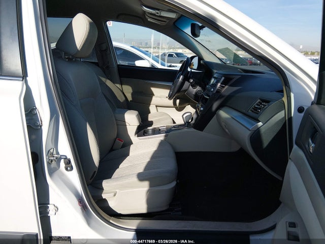 44717669 :رقم المزاد ، 4S4BRBCC3C3286747 vin ، 2012 Subaru Outback 2.5i Premium مزاد بيع