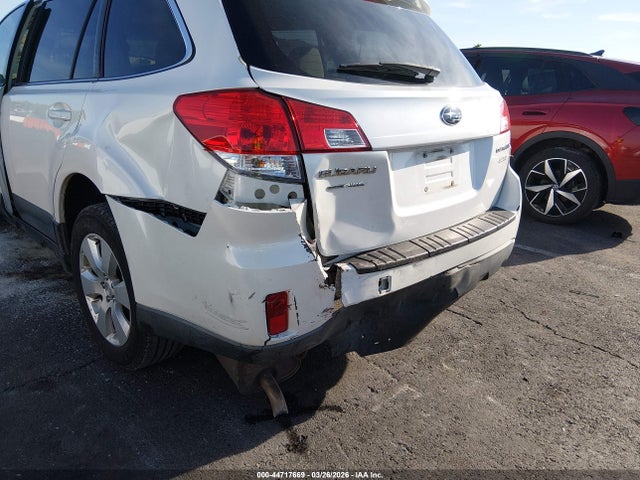 44717669 :رقم المزاد ، 4S4BRBCC3C3286747 vin ، 2012 Subaru Outback 2.5i Premium مزاد بيع