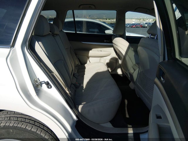 44717669 :رقم المزاد ، 4S4BRBCC3C3286747 vin ، 2012 Subaru Outback 2.5i Premium مزاد بيع