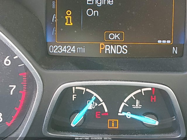 1FMCU0GD4HUA93146 Ford ESCAPE SE