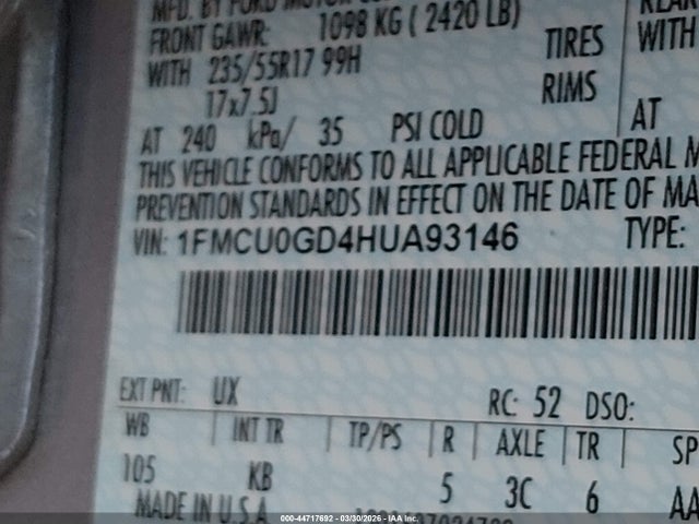 1FMCU0GD4HUA93146 Ford ESCAPE SE