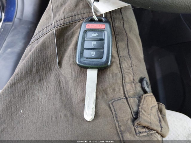 44717712 :رقم المزاد ، 5J6RM3H46GL026139 vin ، 2016 Honda Cr-v Se مزاد بيع